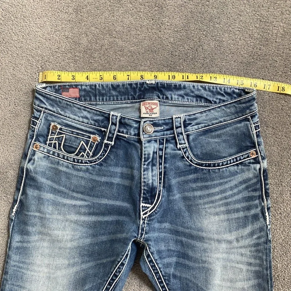 True Religion 28 Mid Rise Slim Cropped Light Wash Blue Jeans T Stitch y2k 29 - Picture 4 of 14